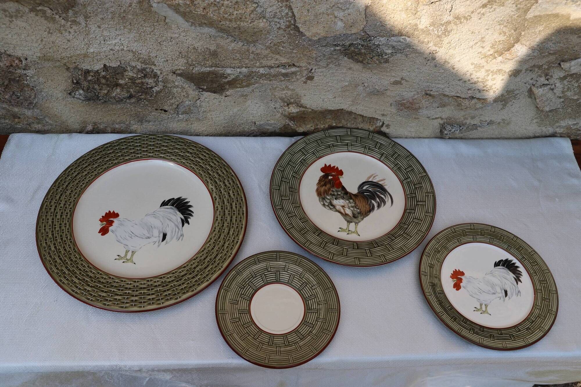 Exceptional collection of Niderviller tableware Normand style