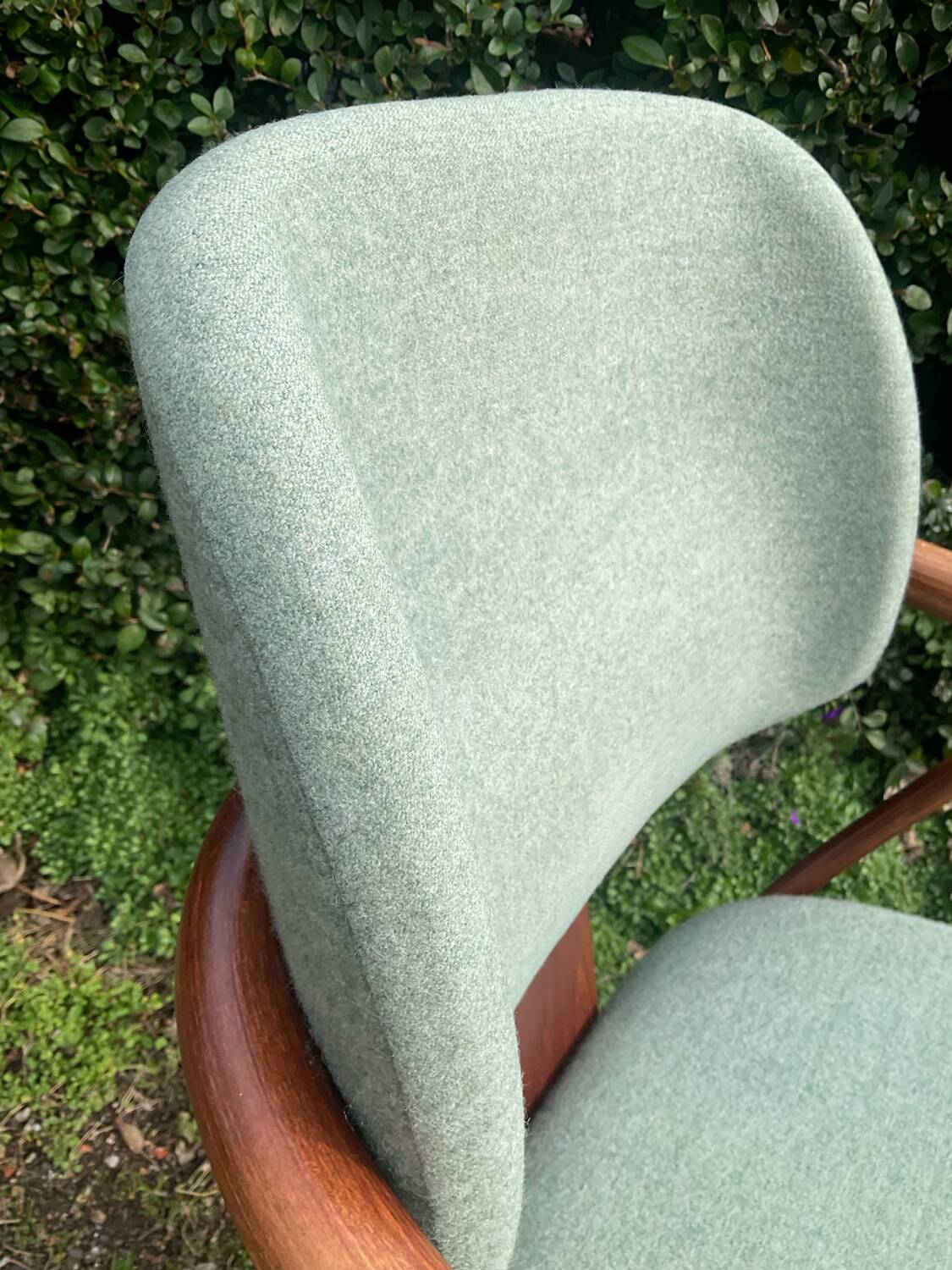 MOIZI Ergonomic Office Chair