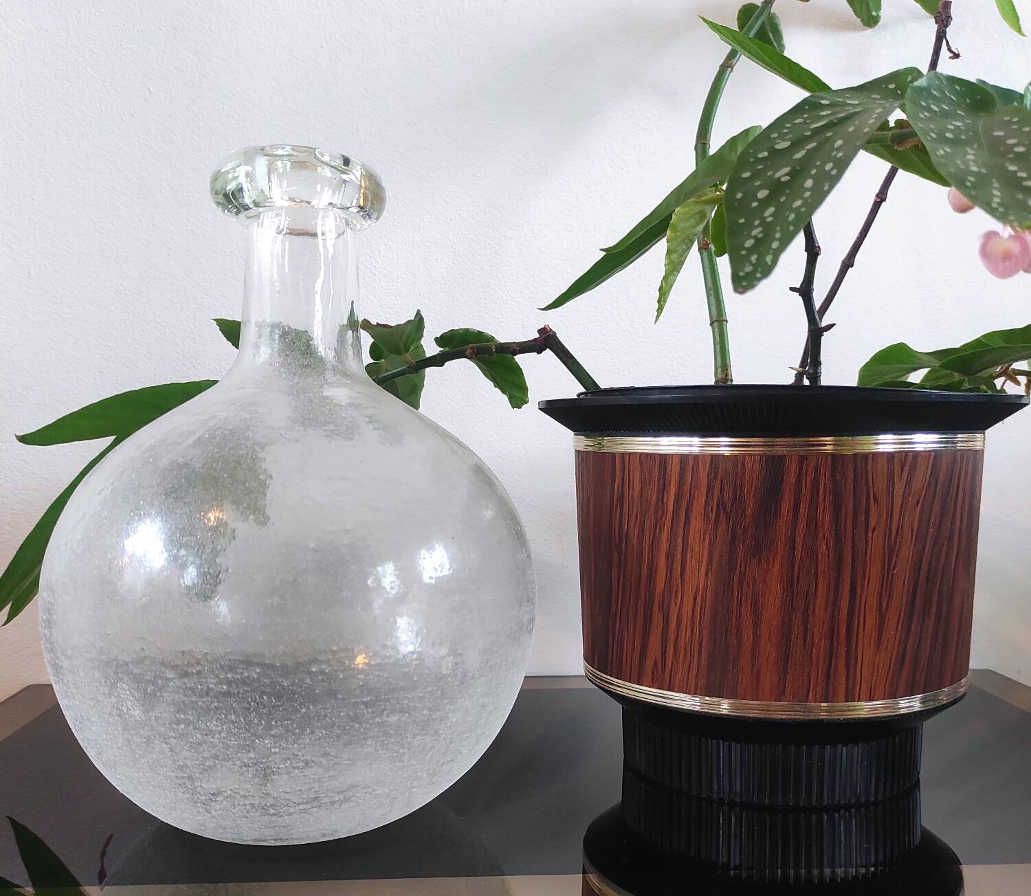 Grande carafe, bouteille vintage en verre soufflé artisanal