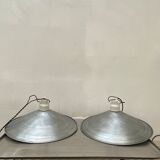 Lot 2 industrial suspensions in acier 36 cm