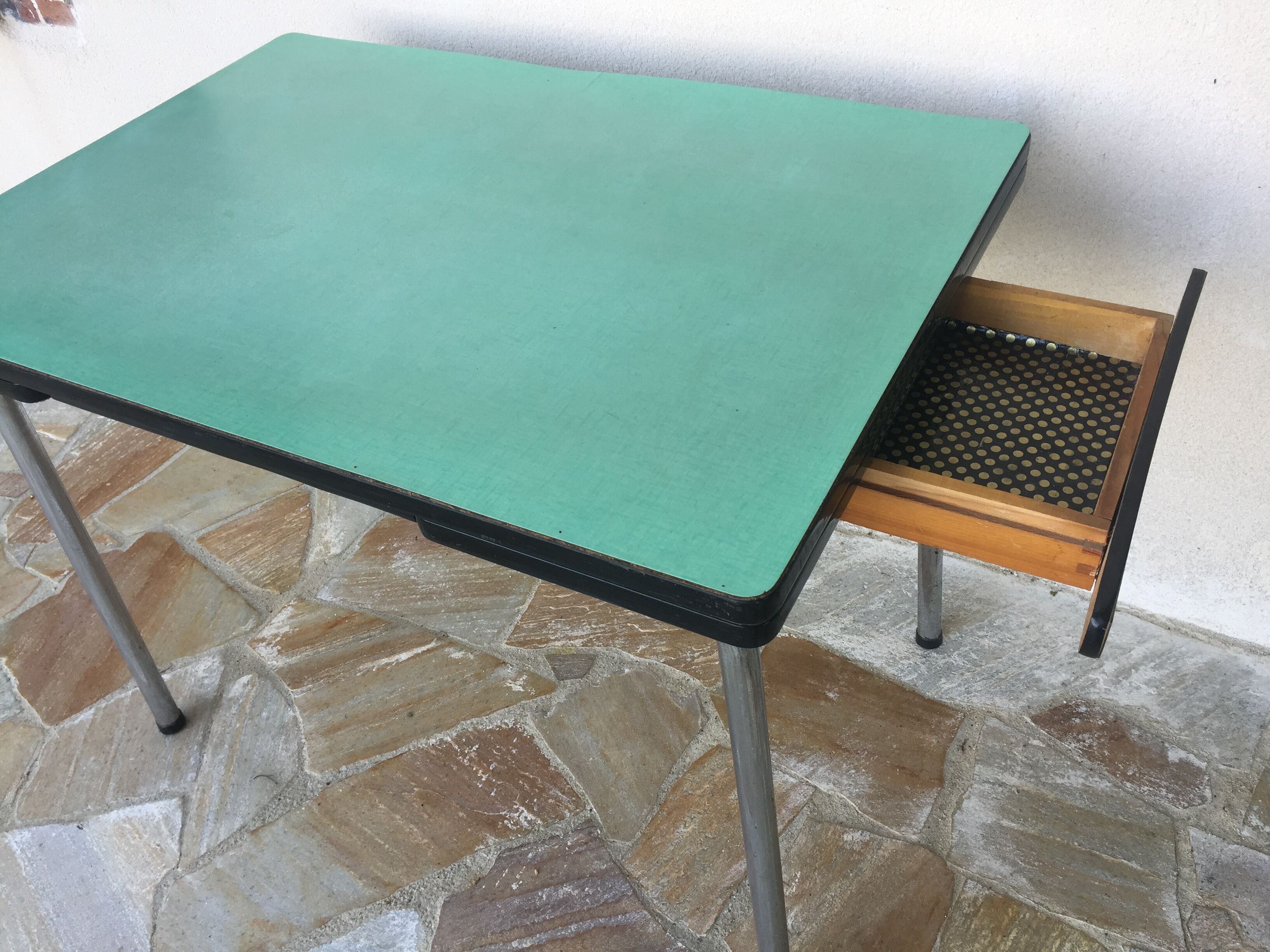 Formica green table with 2 extensions and a drawer years 60