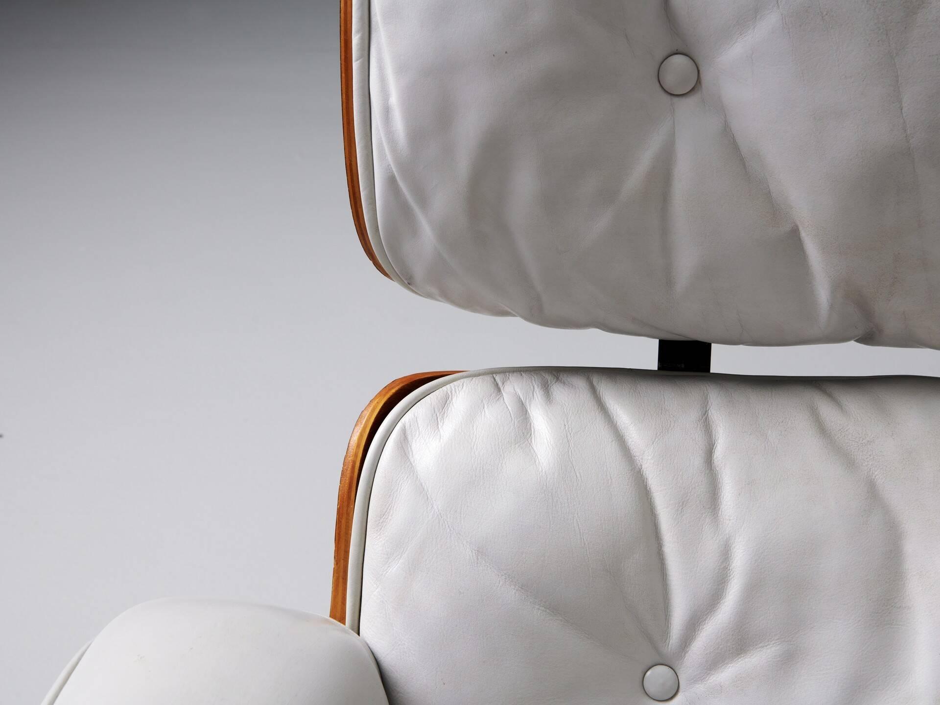 Fauteuil lounge et ottoman Herman Miller Charles & Ray Eames