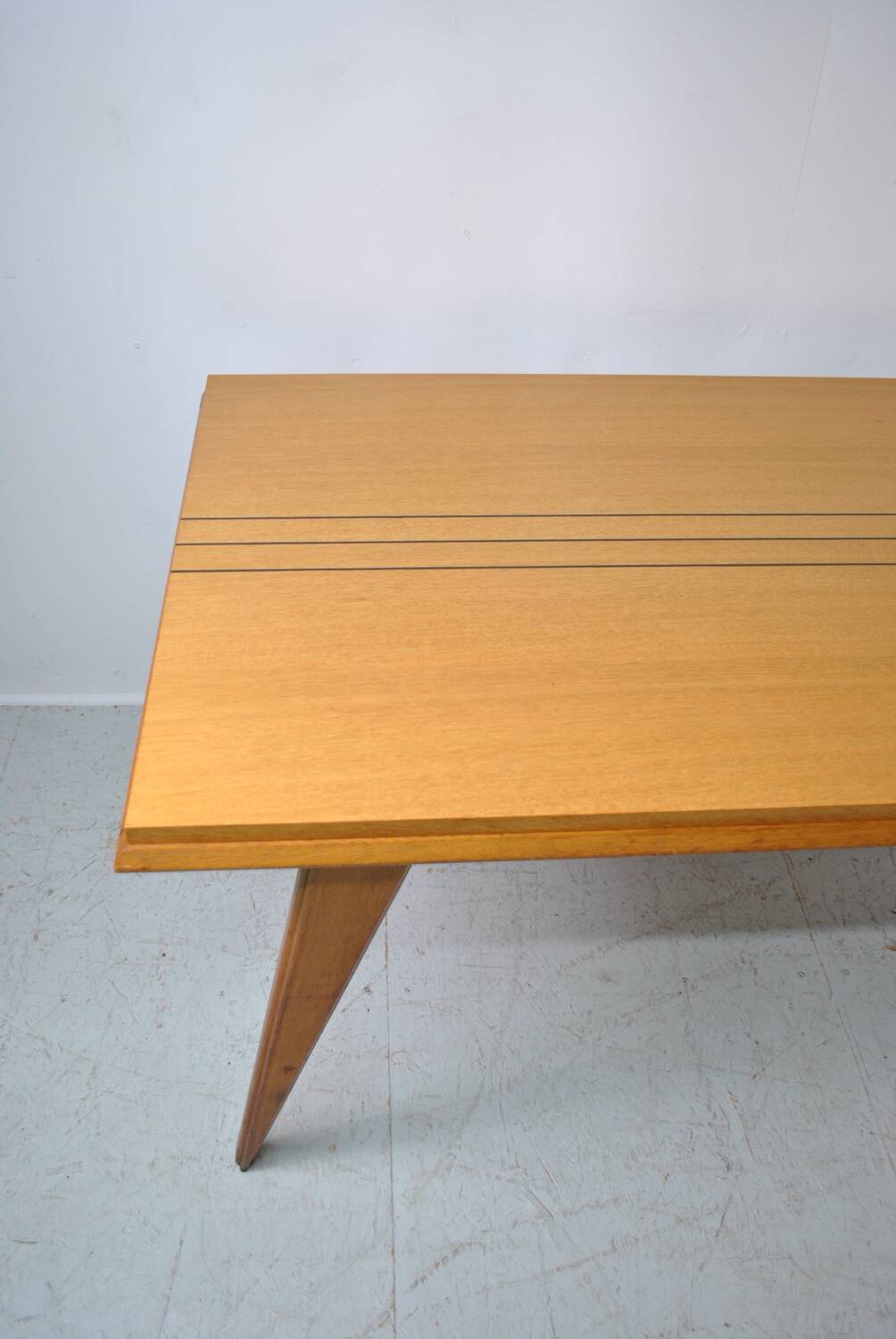Table a manger pieds compas 1950