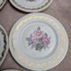 Set of 5 flat plates in Limoges porcelain – Floral decoration and gilding