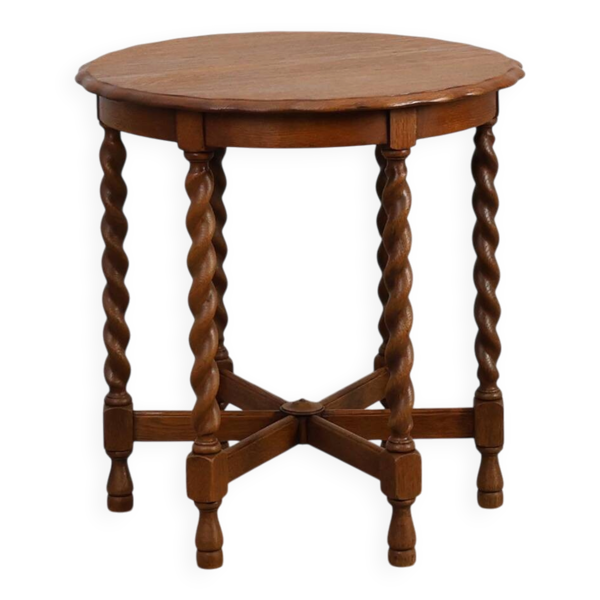 Table d'appoint en chêne massif sculpté avec pieds torsadés, France vers 1890