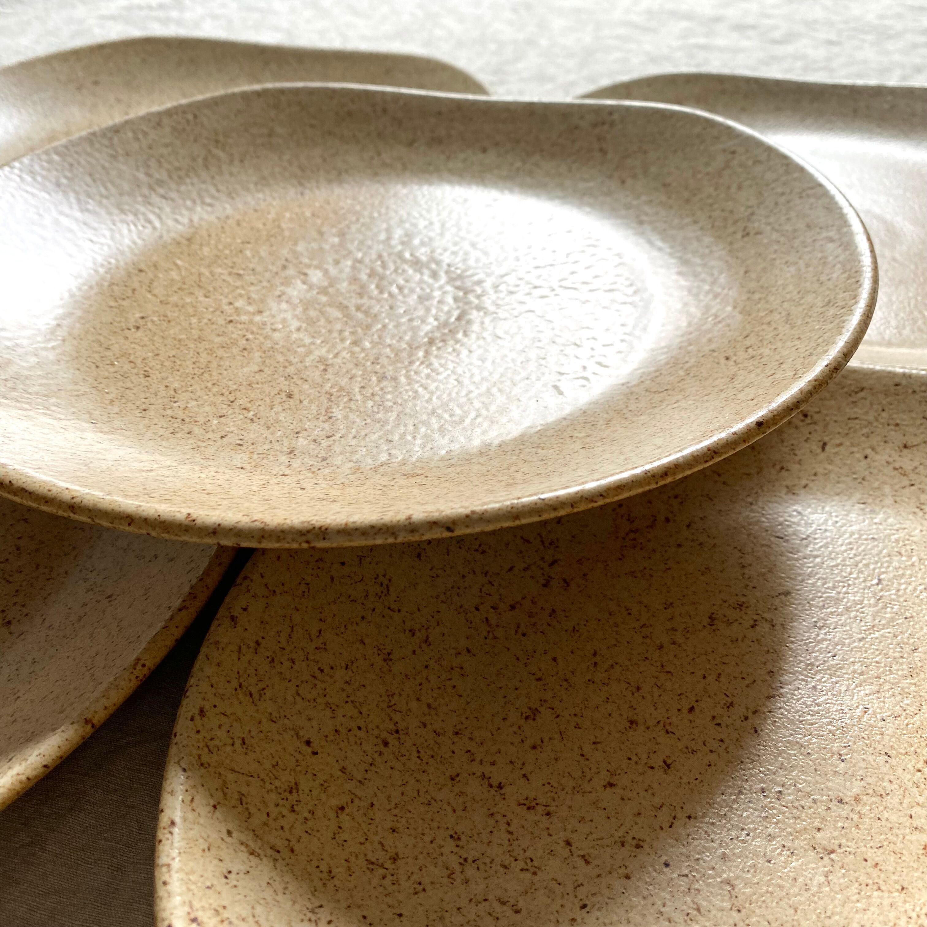 Stoneware plates