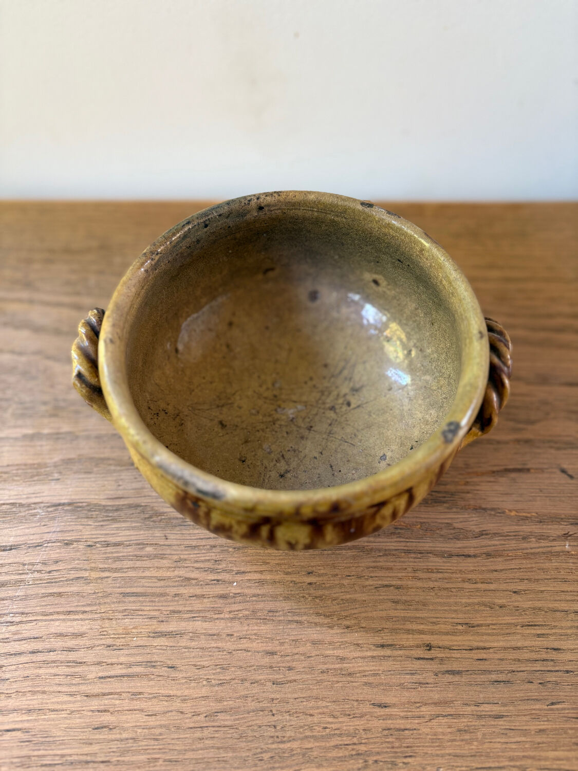 Cache pot en céramique vintage oreilles tressées