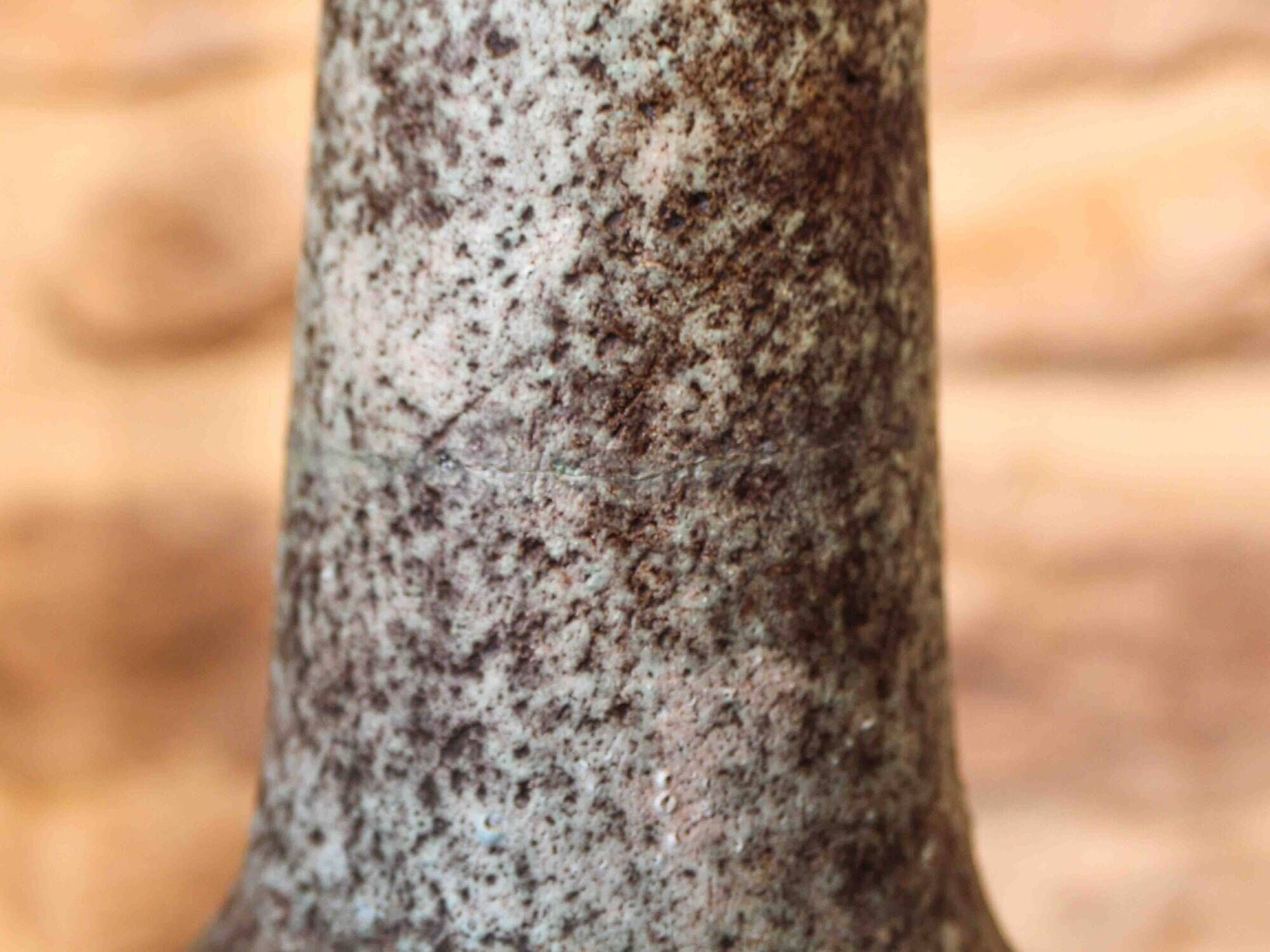 Large ceramic lamp base with dual lighting