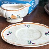 Saucière on Longchamp earthenware display - Mistral model