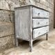 Commode en bois blanche et grise patinée vintage années 70
