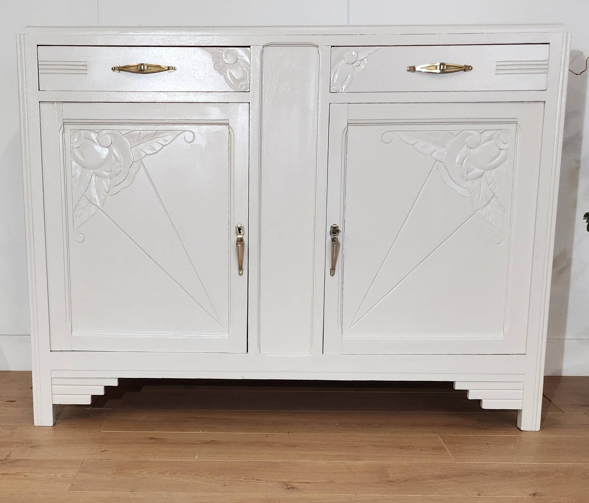 UNIQUE WHITE ART DECO SIDEBOARD