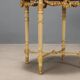 Table style néoclassique en bois sculpté XIXe siècle