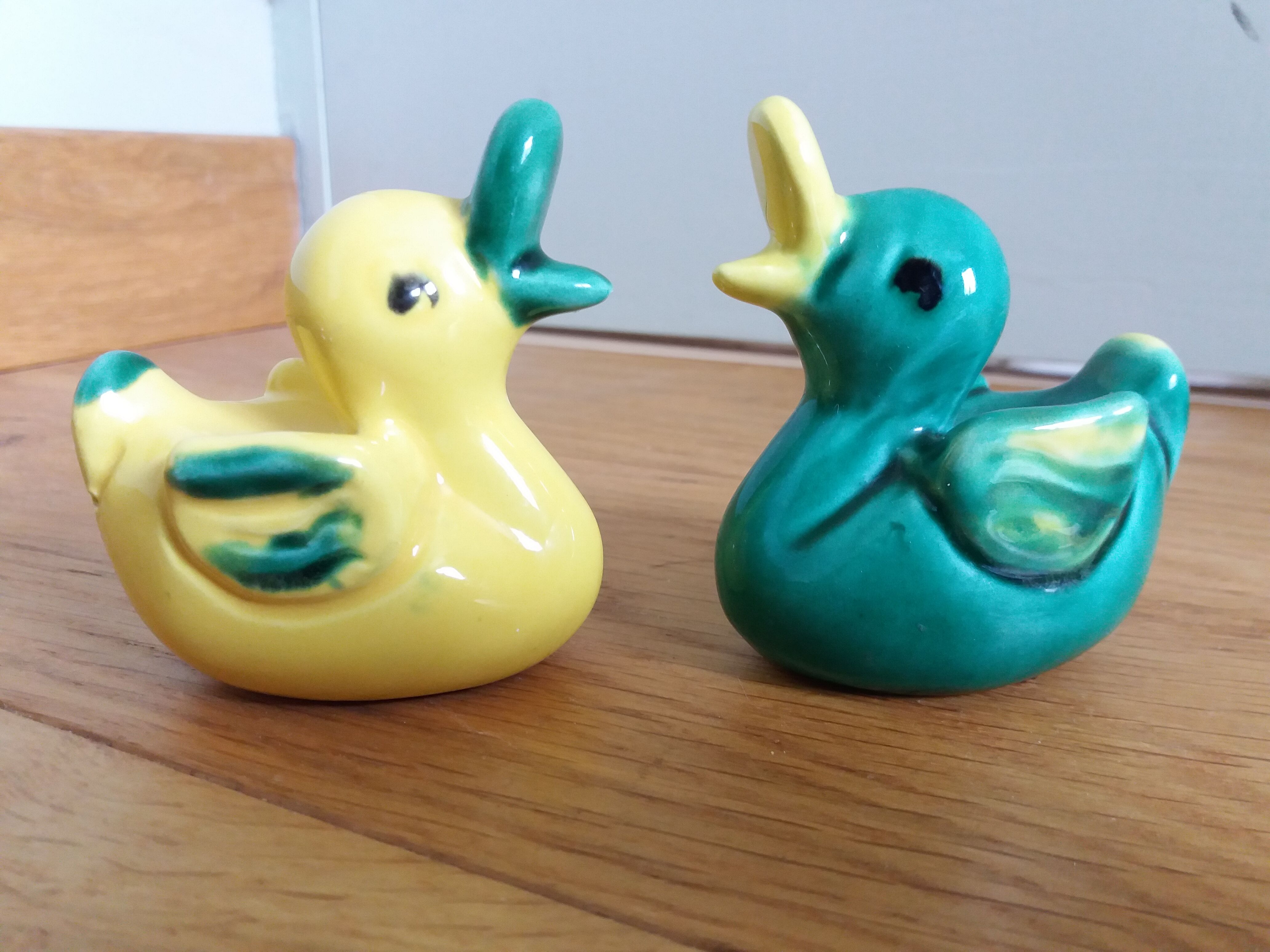 Slurry pepper shaker duck