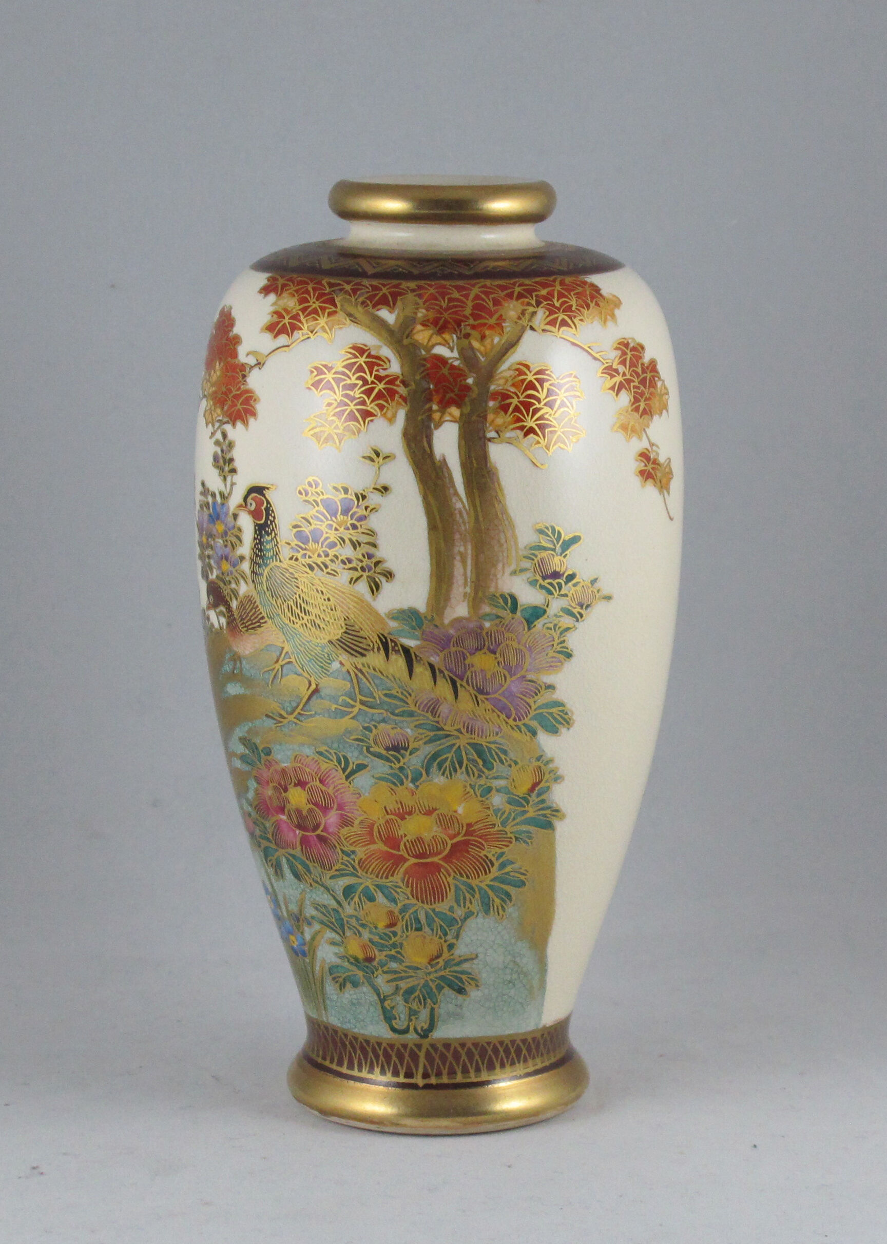 Japanese vase in Satsuma porcelain