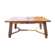 Table vintage en bois massif sculpté