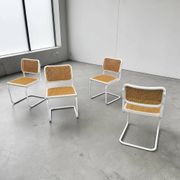 4 x cantilever white Cesca chair by Marcel Breuer B32 model / Bauhaus 1970s / made in Italy