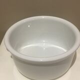 Plat en céramique blanche