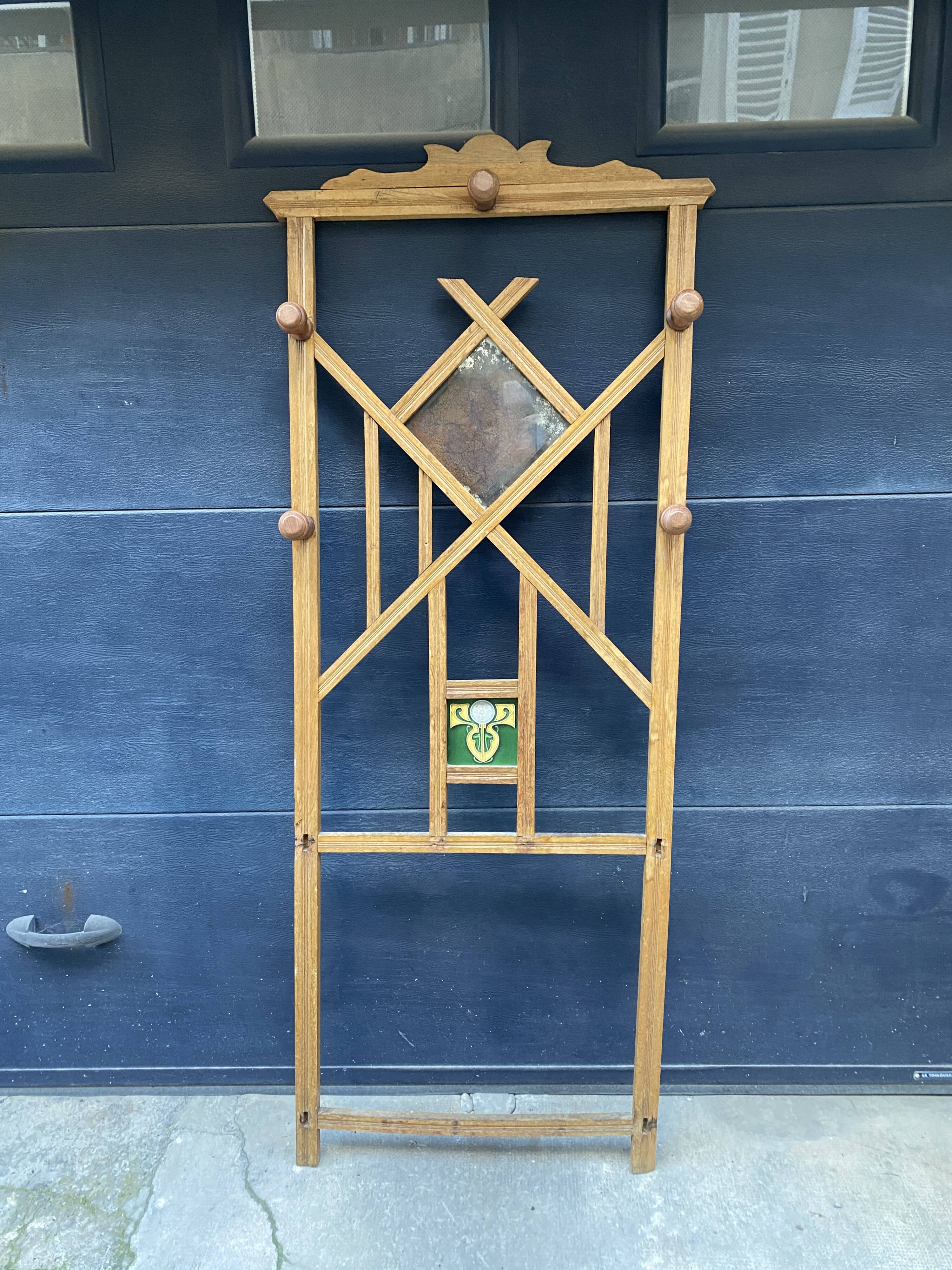 Wall coat rack art deco