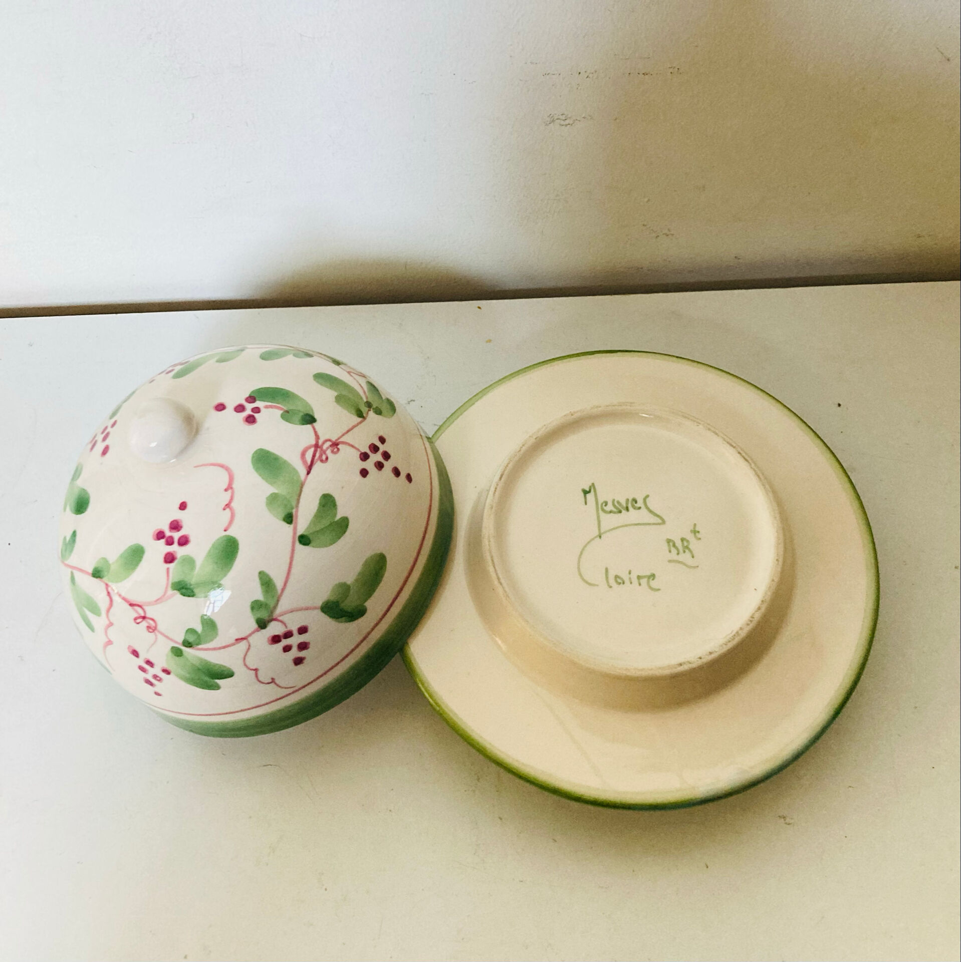Butter bell in faience from the 20th century signed Mesves R.R Renaud Rémusat.