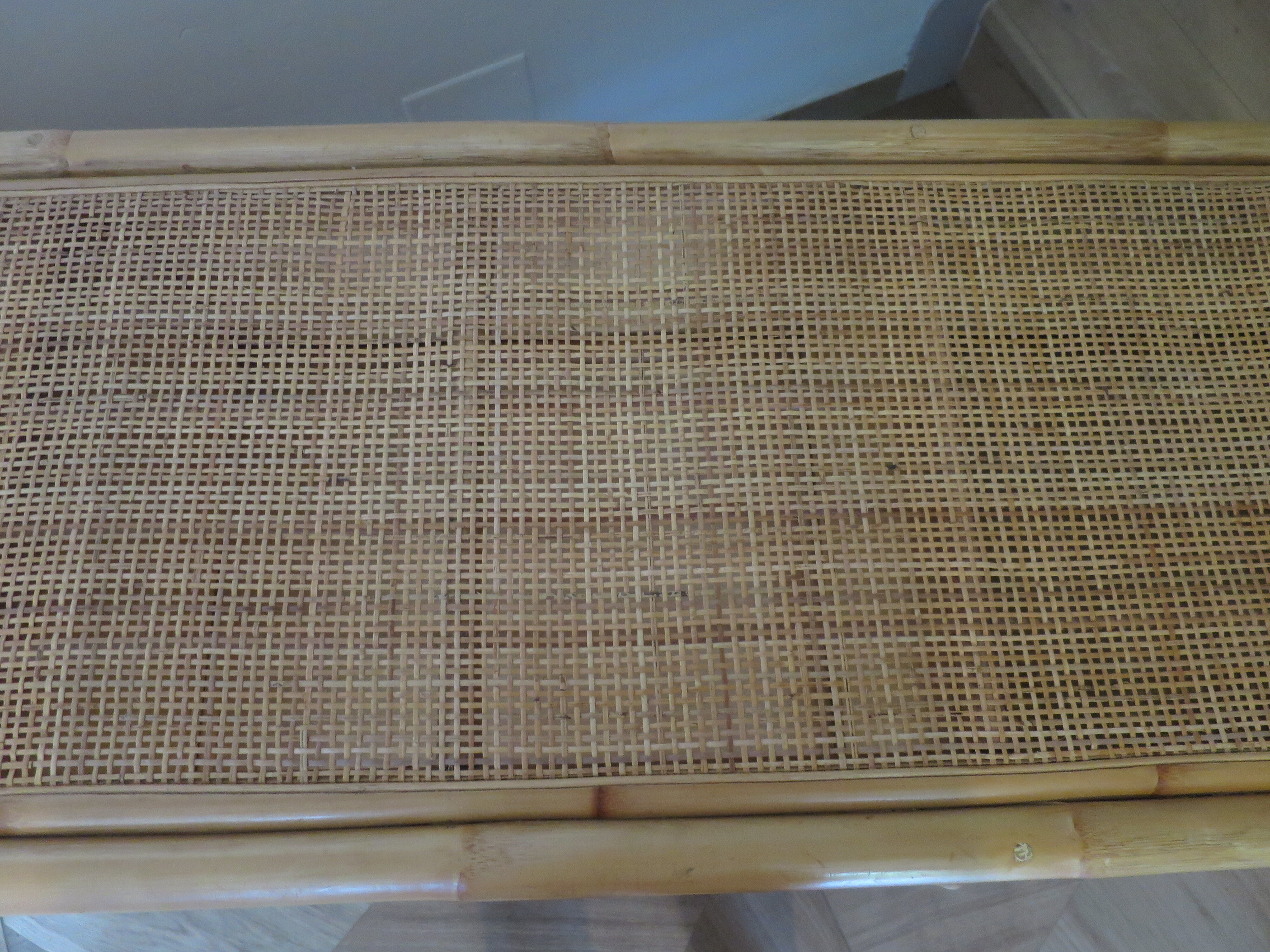 Buffet bas 2 portes -rotin tressé-bambou -cannage