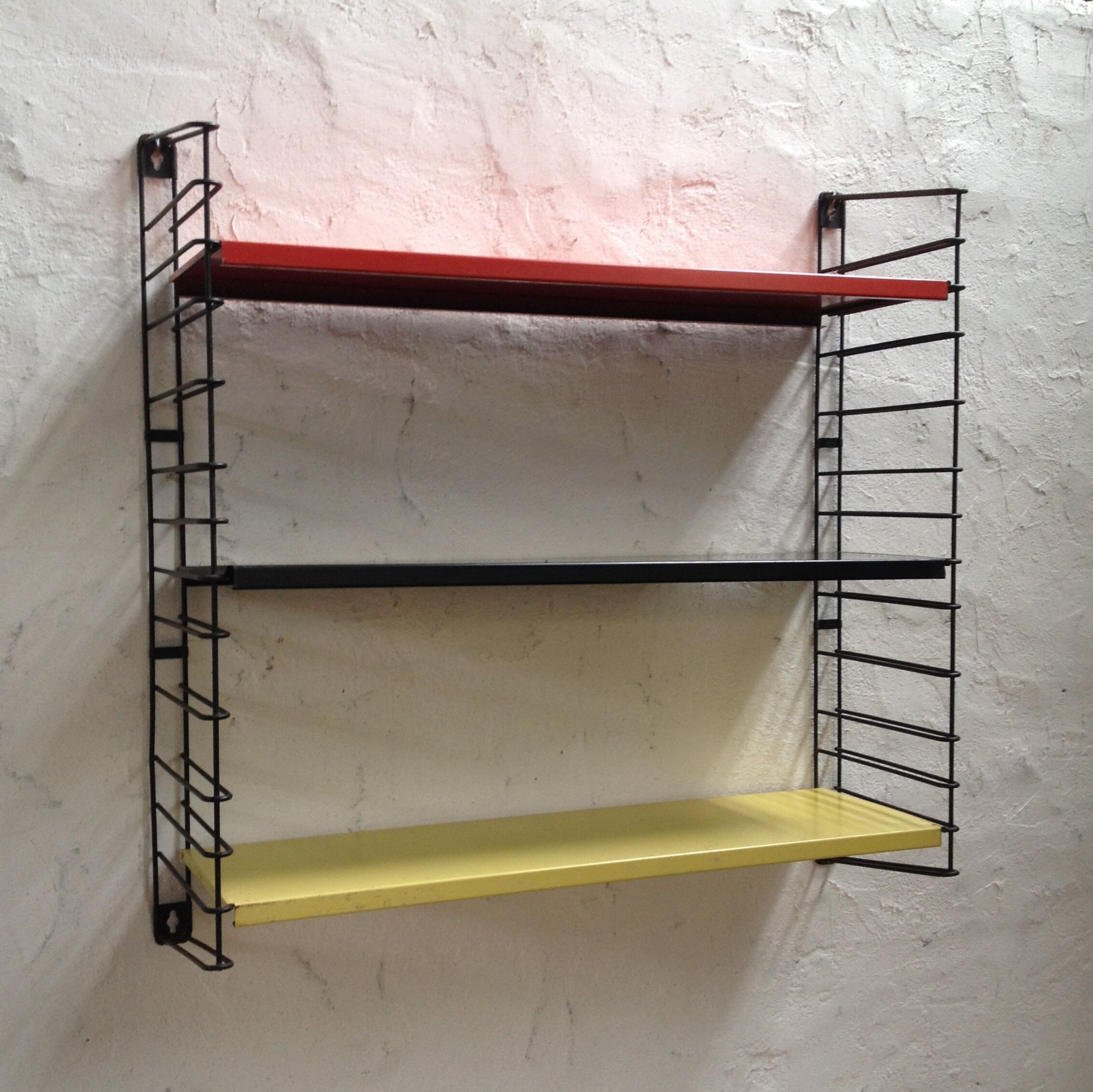 Etagère Tomado design A.Dekker des années 1950