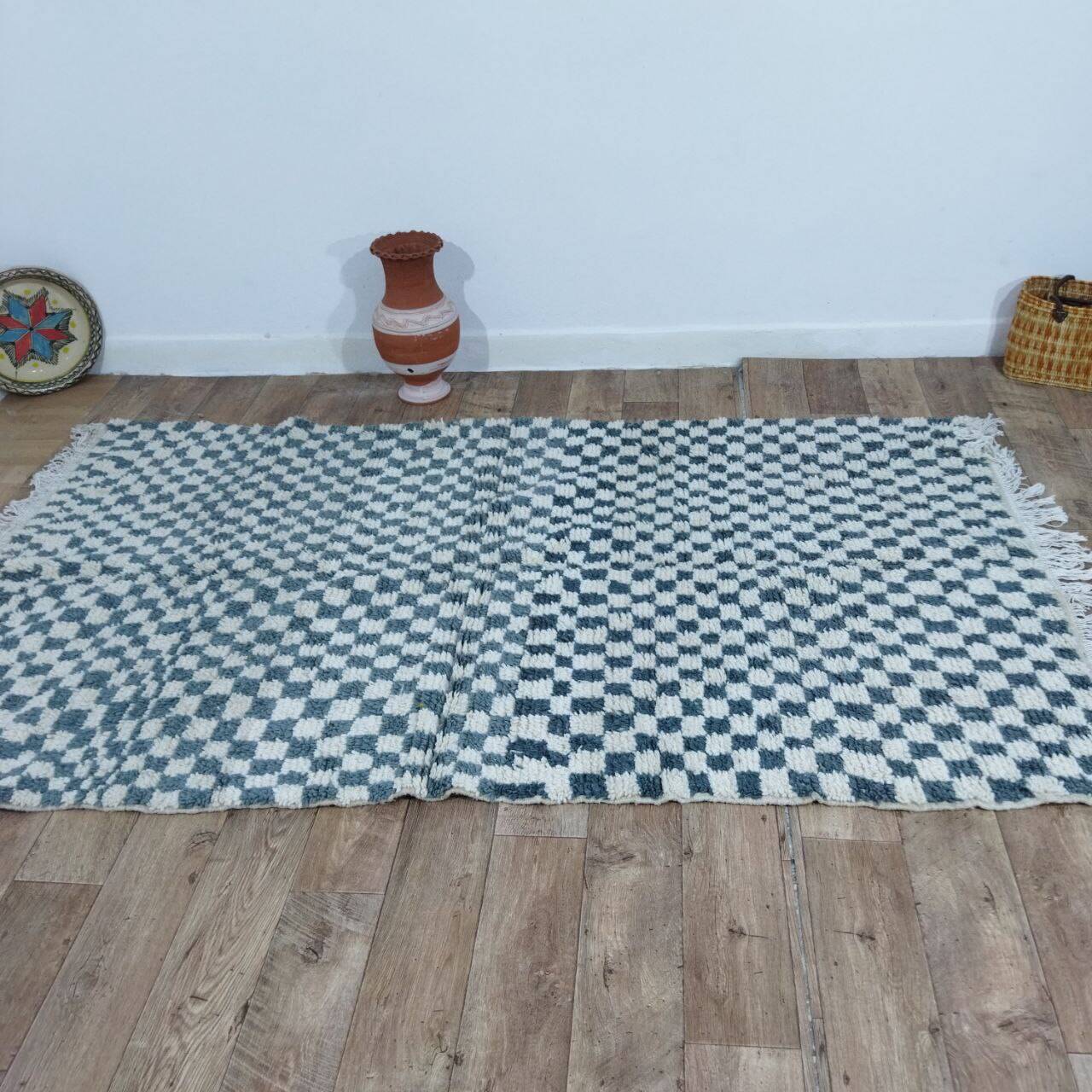 Handmade Moroccan Berber rug 250 x 144 cm