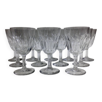 Baccarat – 12 verres à vin rouge En Cristal De Baccarat Modèle Casino