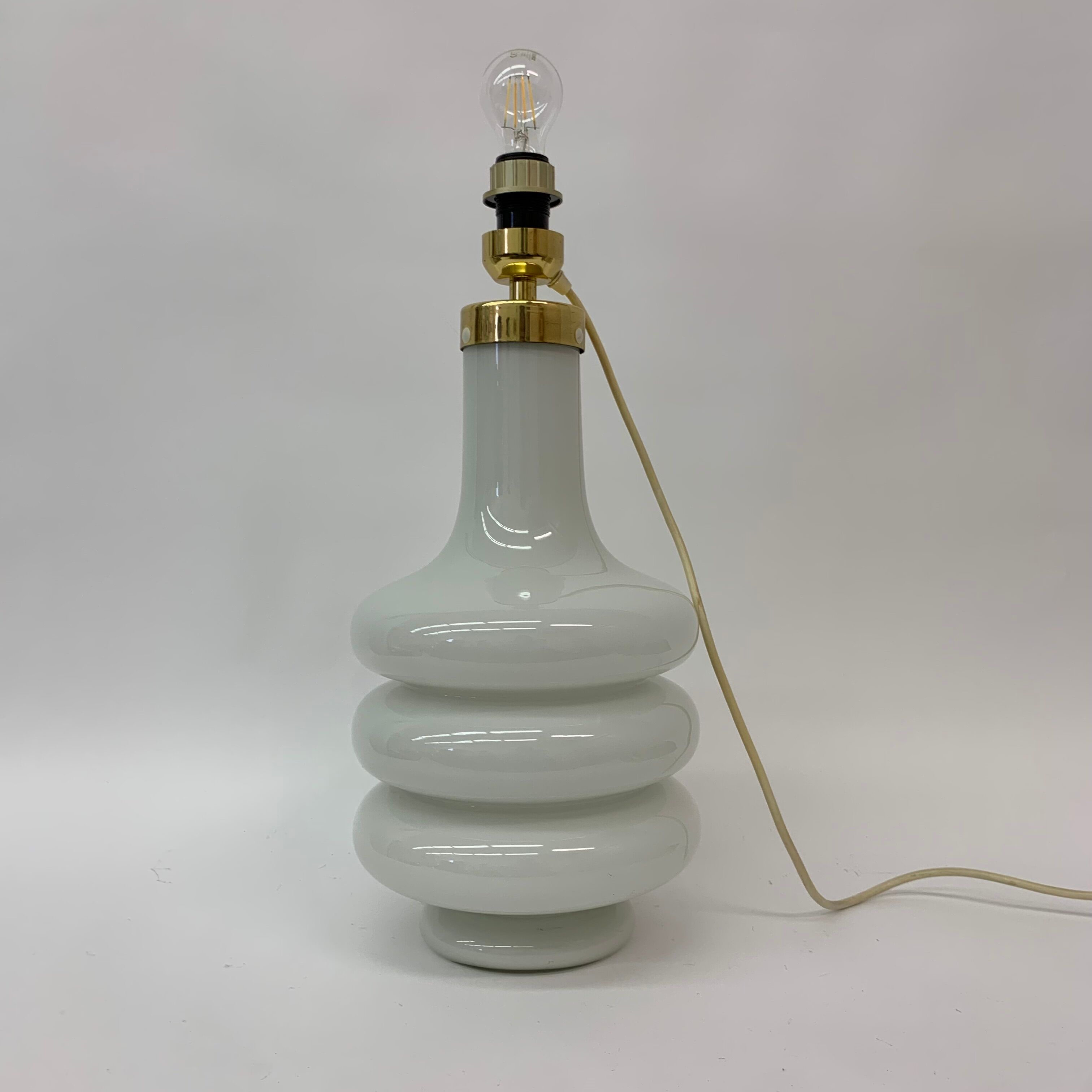 Lampe de table, design du milieu du siècle en verre illuminé, 1970's