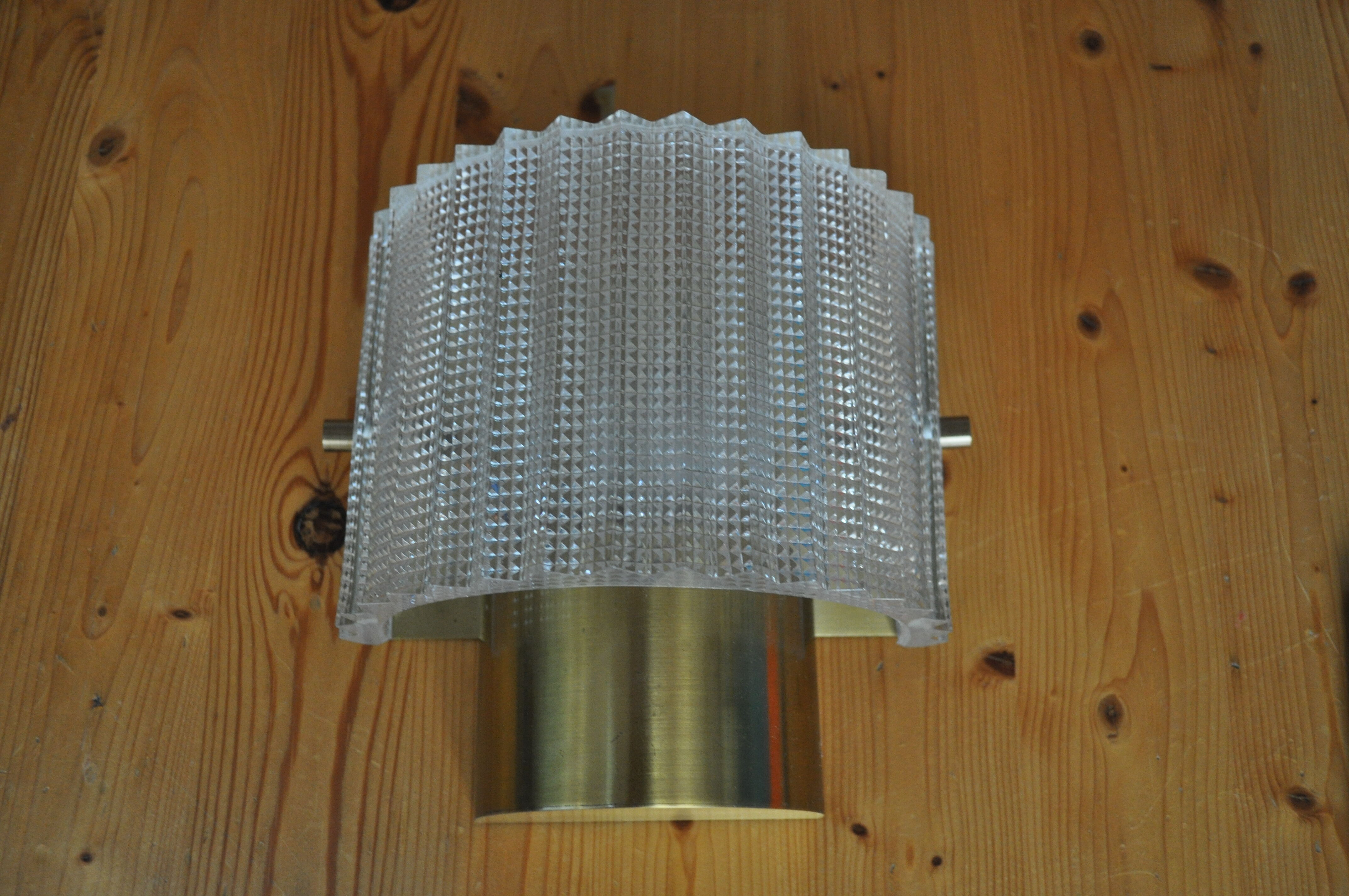 Scandinavian wall lamp, glass and brass, Carl Fagerlund, Sweden, 1965