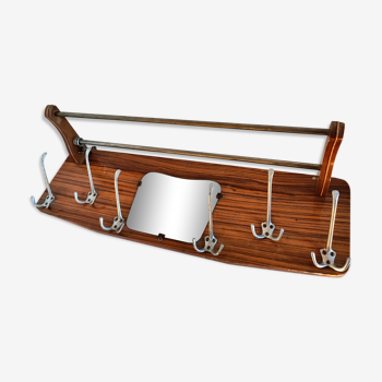 Wardrobe coat rack