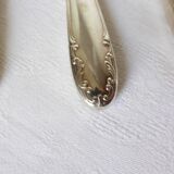 7 silver-plated metal knives, hallmarked 2107106