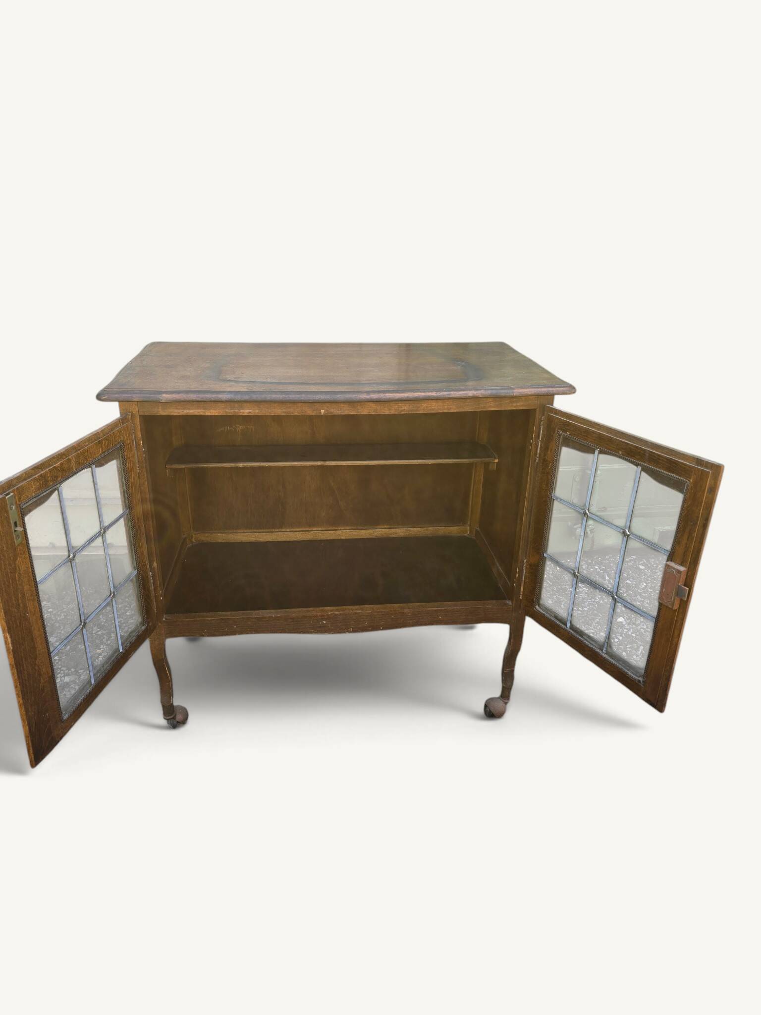 Buffet vitré Art nouveau en chêne et verre plombé