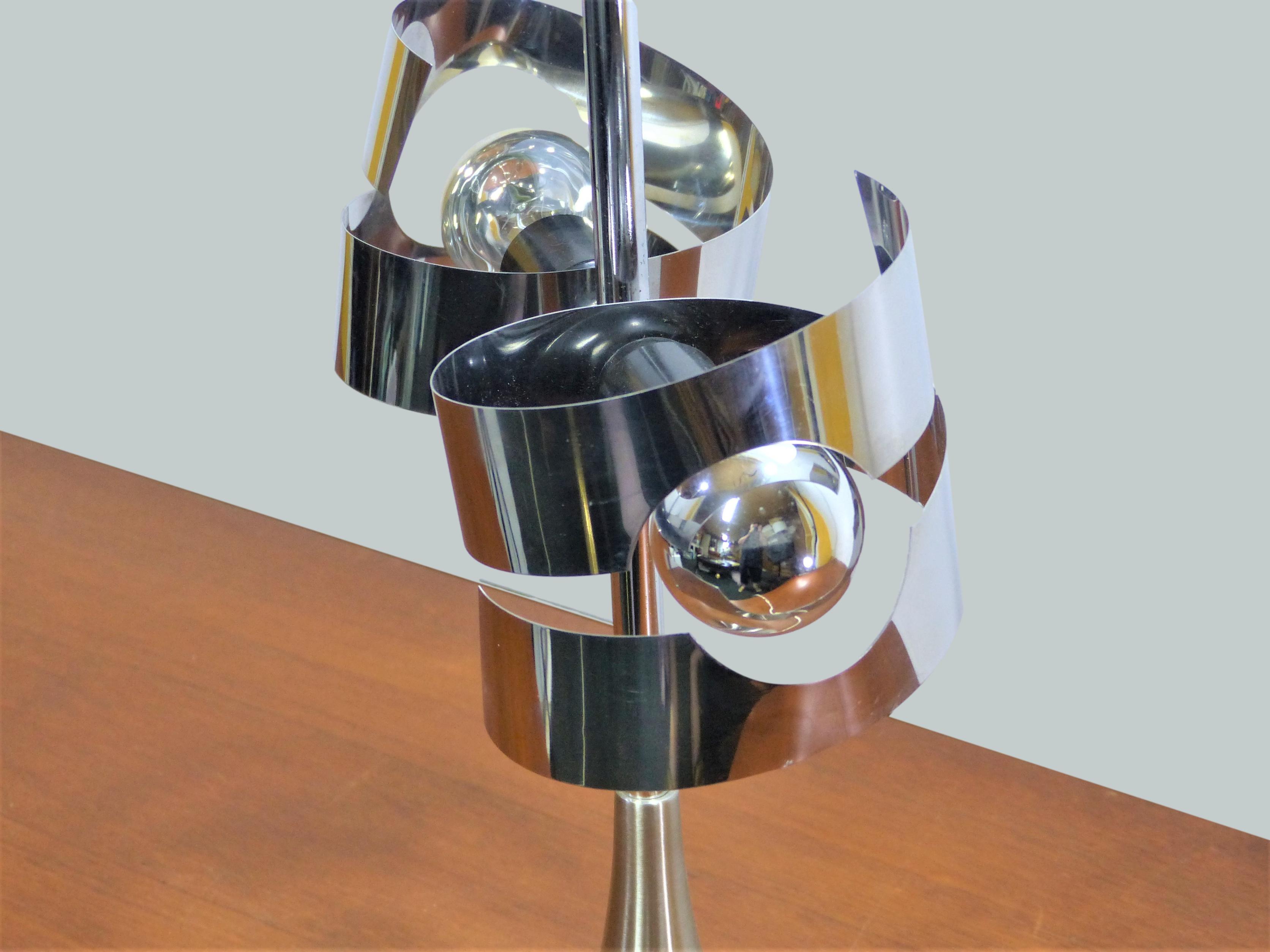 Lampe space age chromée
