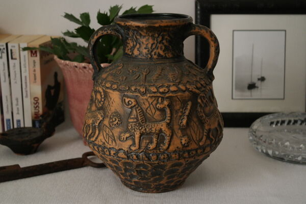Vase cruche vintage jasba bas reliefs animaux fantastiques