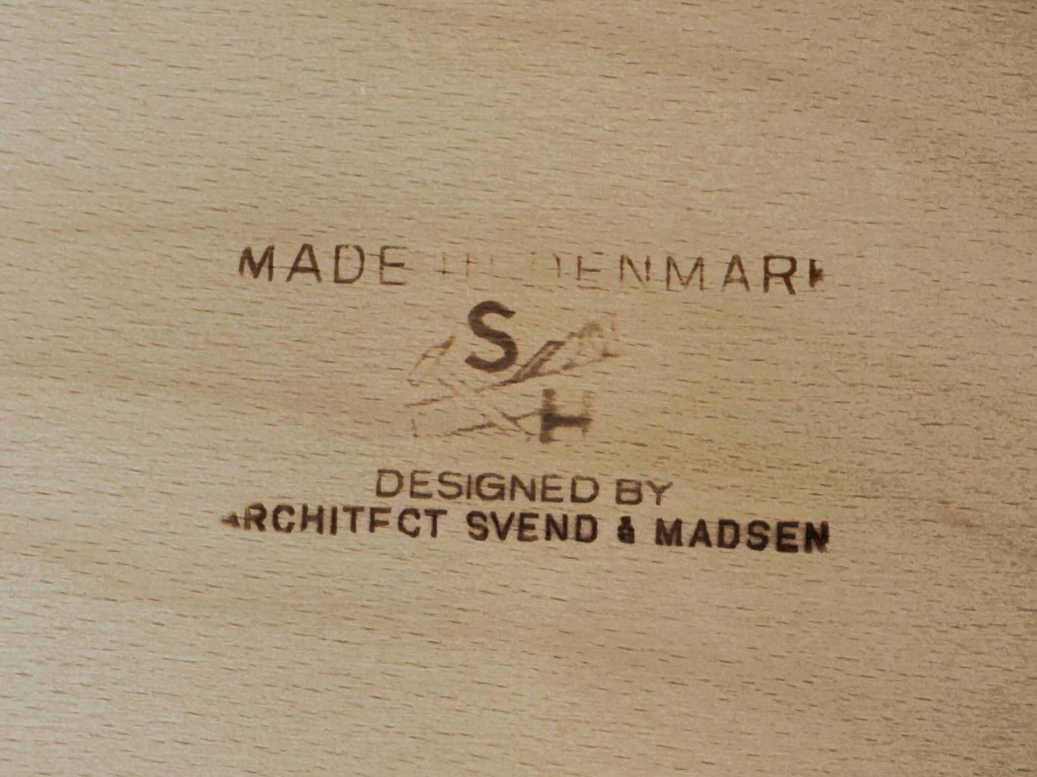 Mid-century teak desk by Svend Åge Madsen for Sigurd Hansen, 1960s.