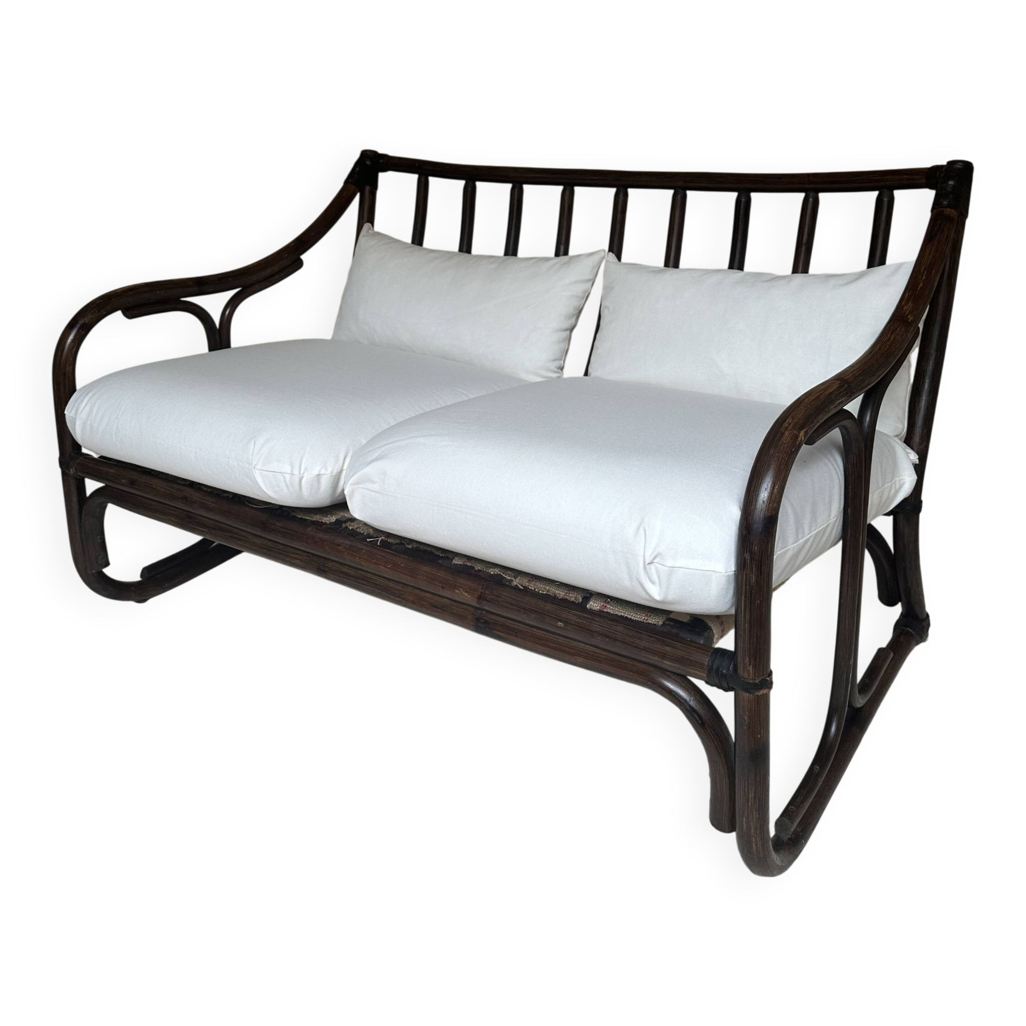 Two-seater rattan bench