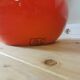 Tabouret "champignon" orange de Garouste et Bonetti