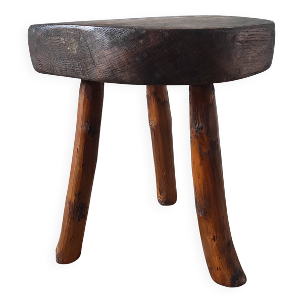 Ancien tabouret tripode brutaliste