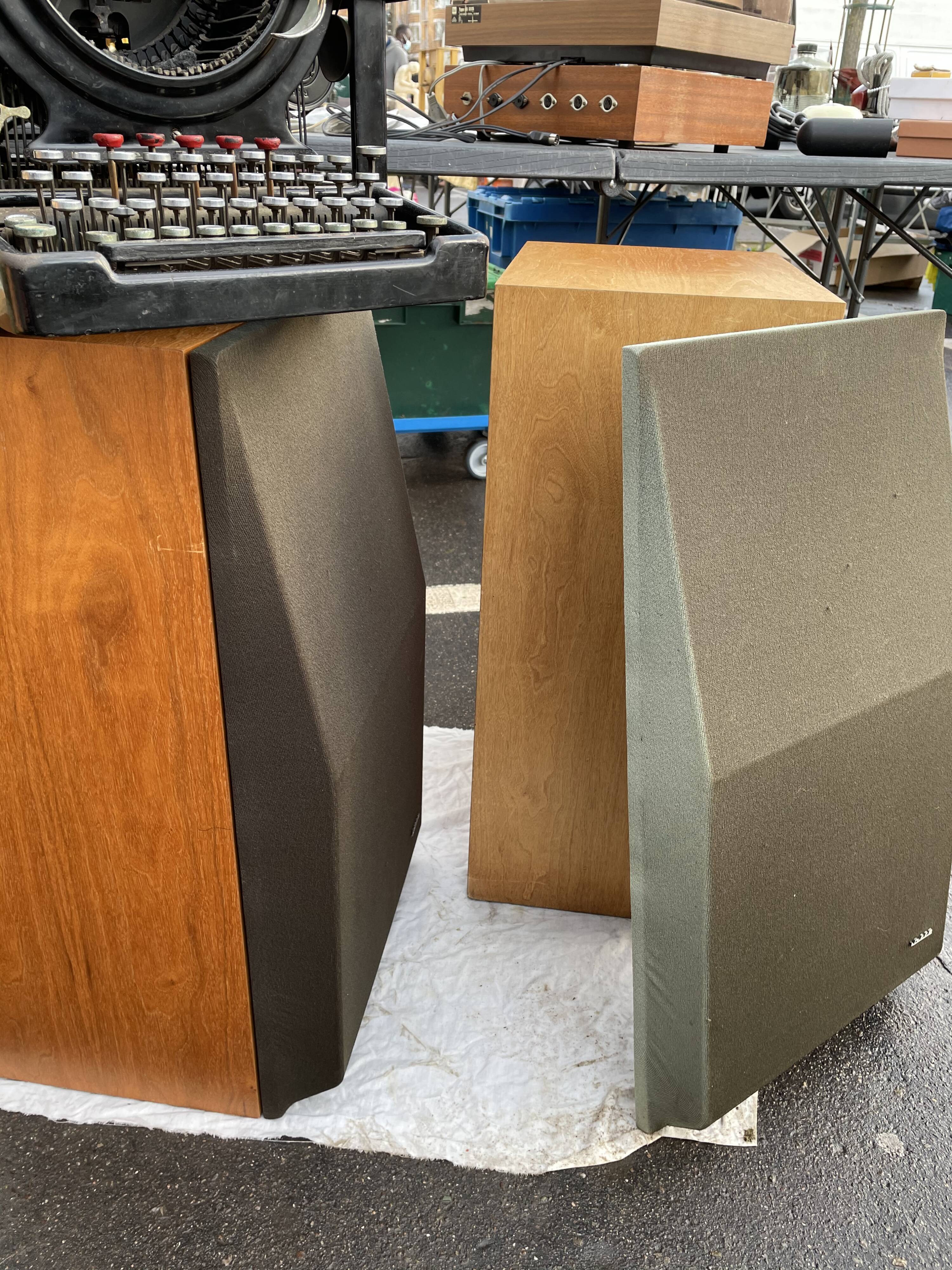 Pregnant Cabacce model Sampan 305