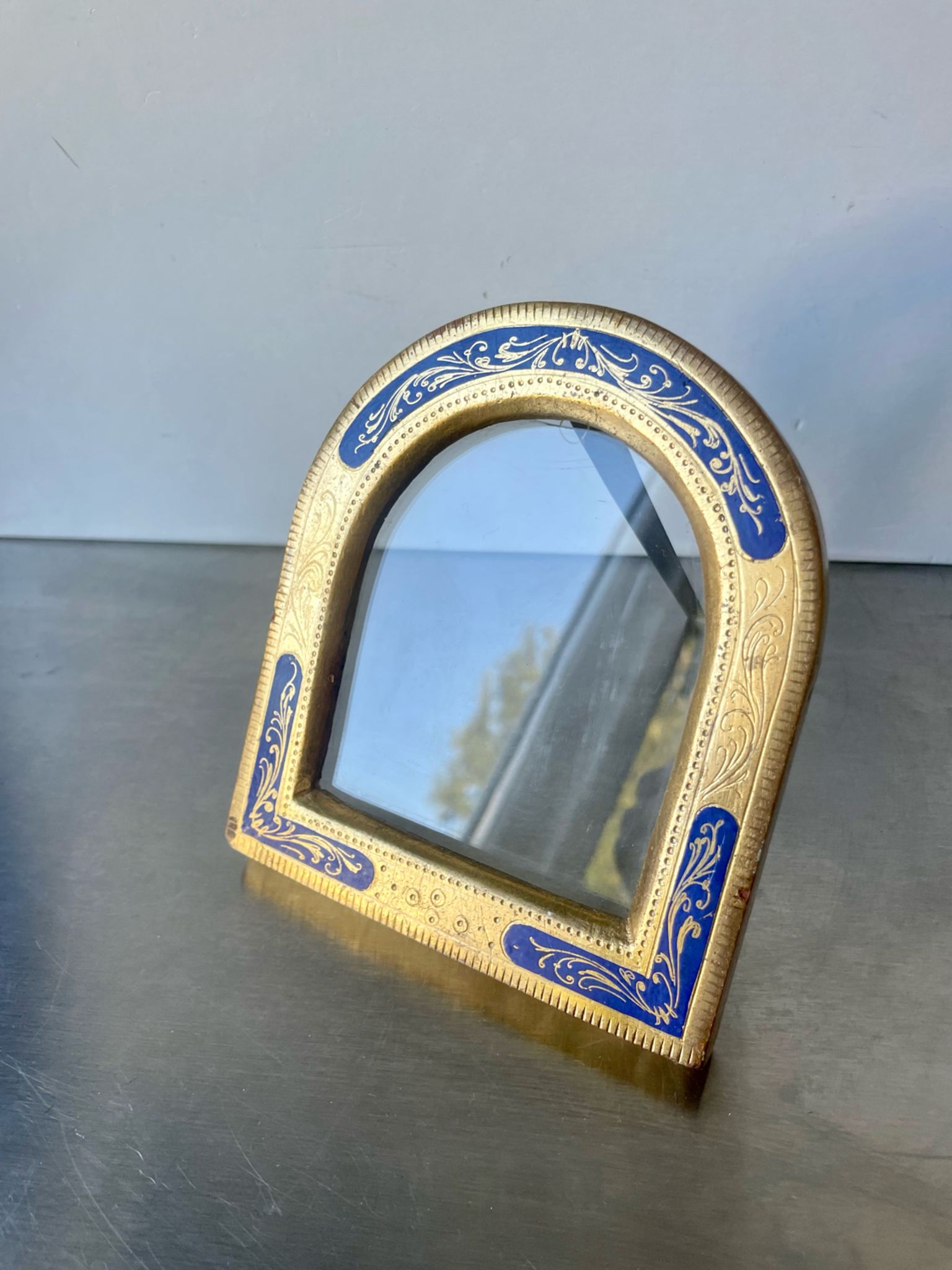 Frame gilded wood