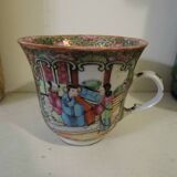 Chinese porcelain cup, Canton, nineteenth century