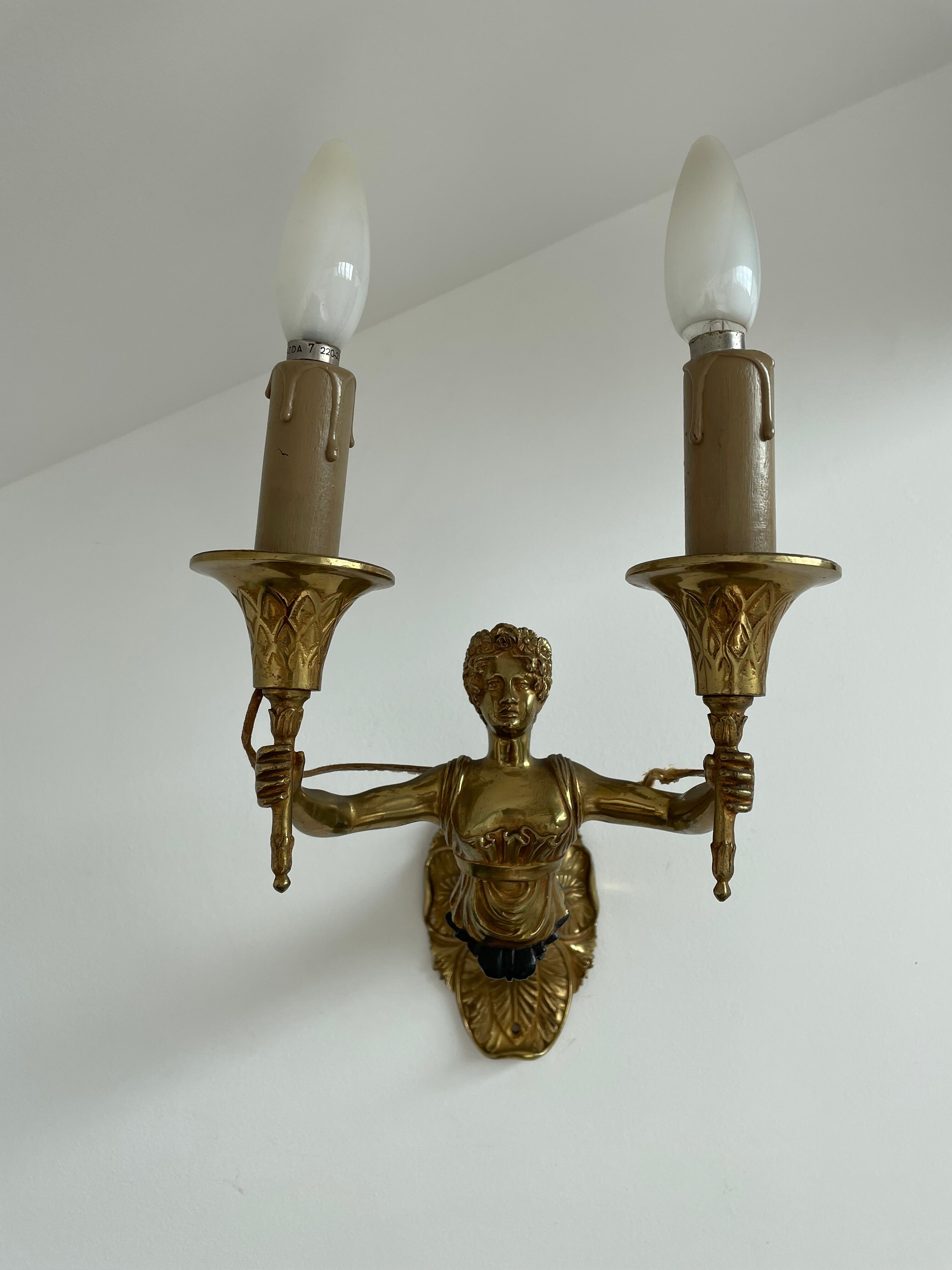 Wall lamp - patinated bronze - renowned décor - Empire style