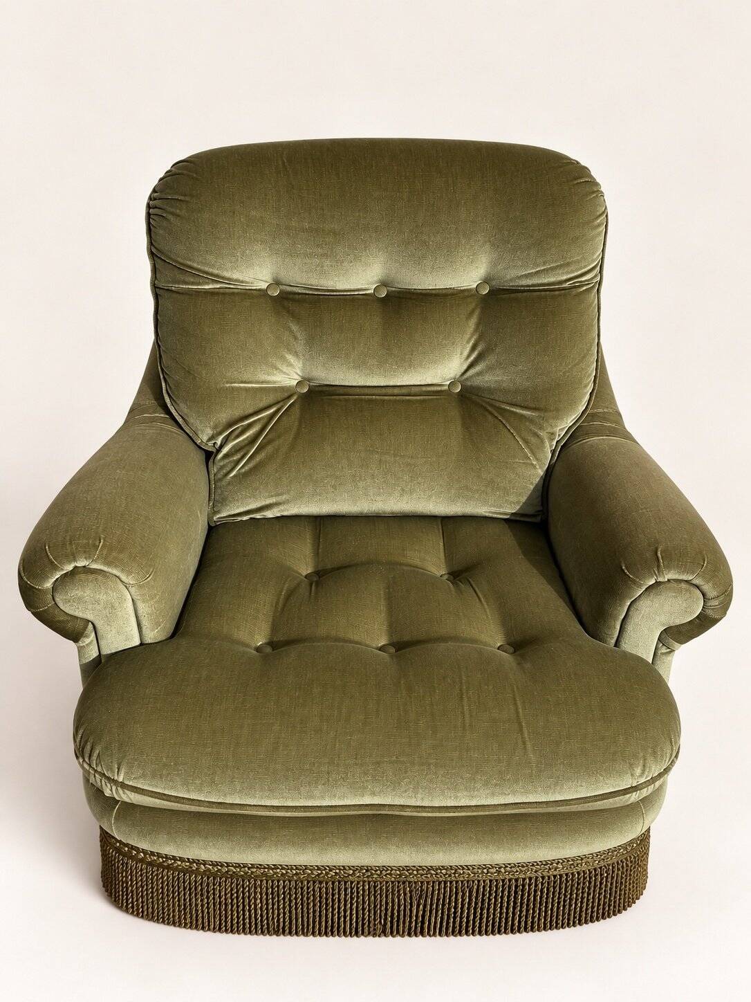 Pair of English style crapaud armchairs – 1960s – Olive green velvet