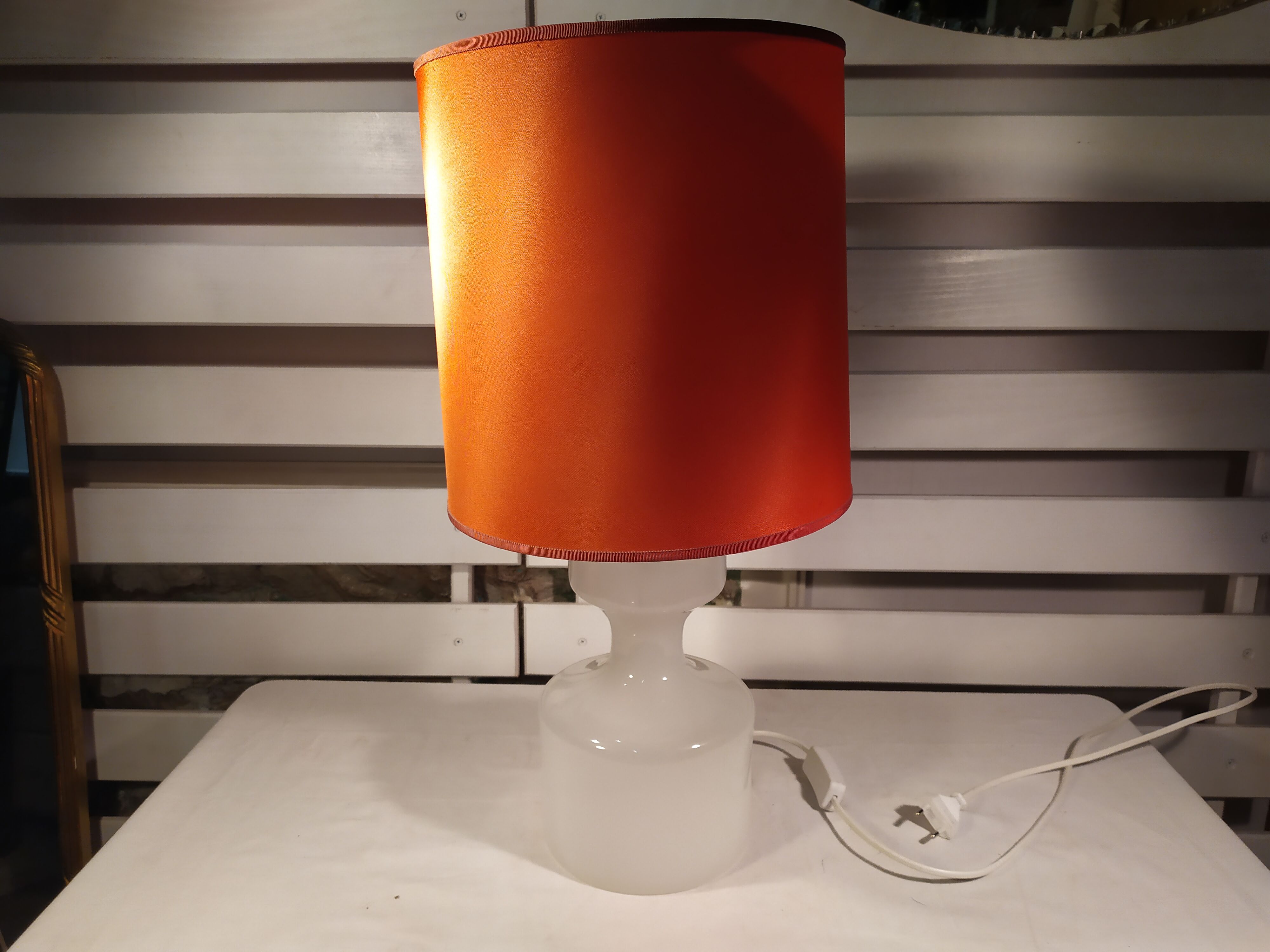 Vintage opalin glass table lamp