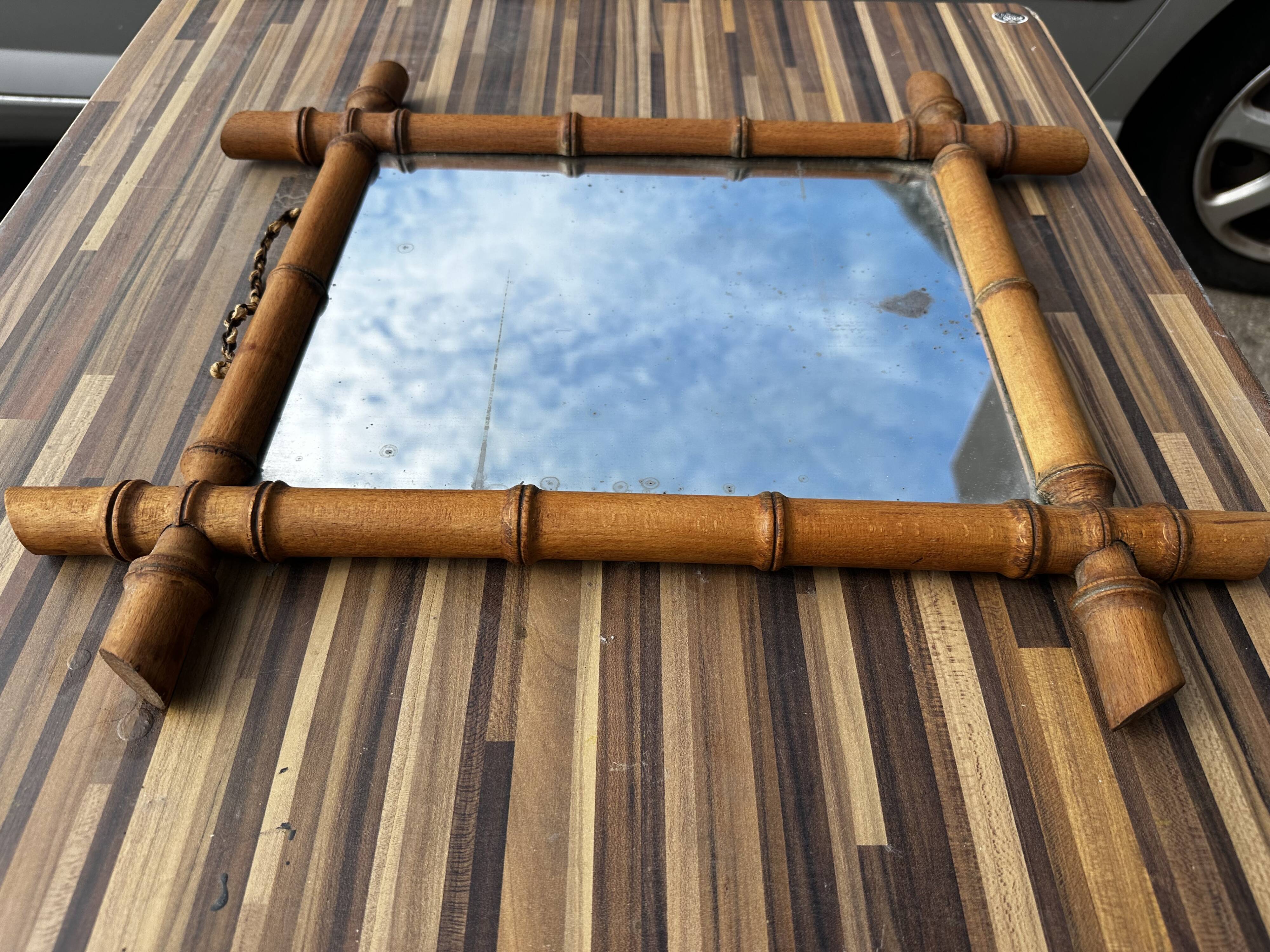 Antique mirror from the 1920s-1930s in bamboo H 49 cm / W 42 cm