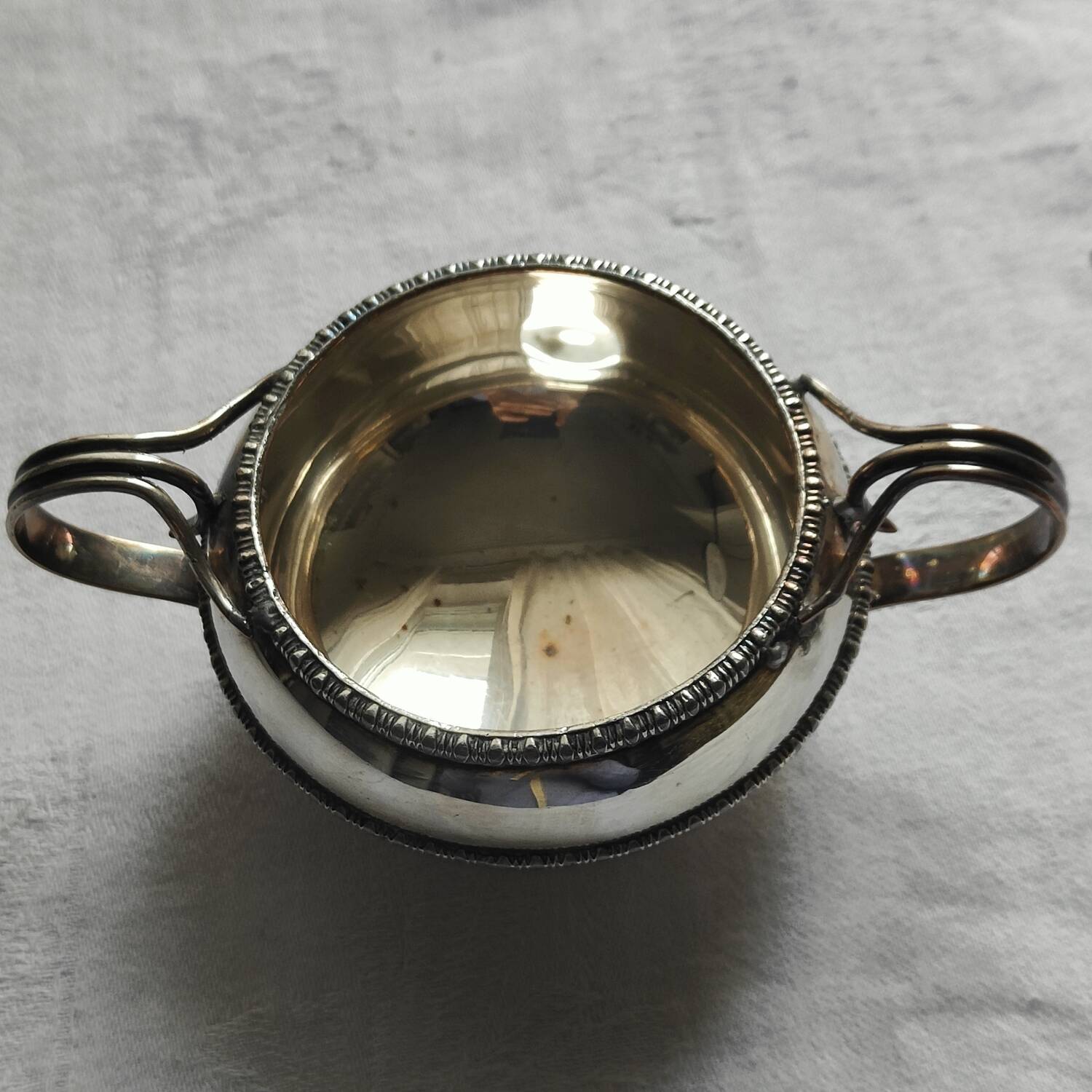 Hj Linton 3 piece silver metal set