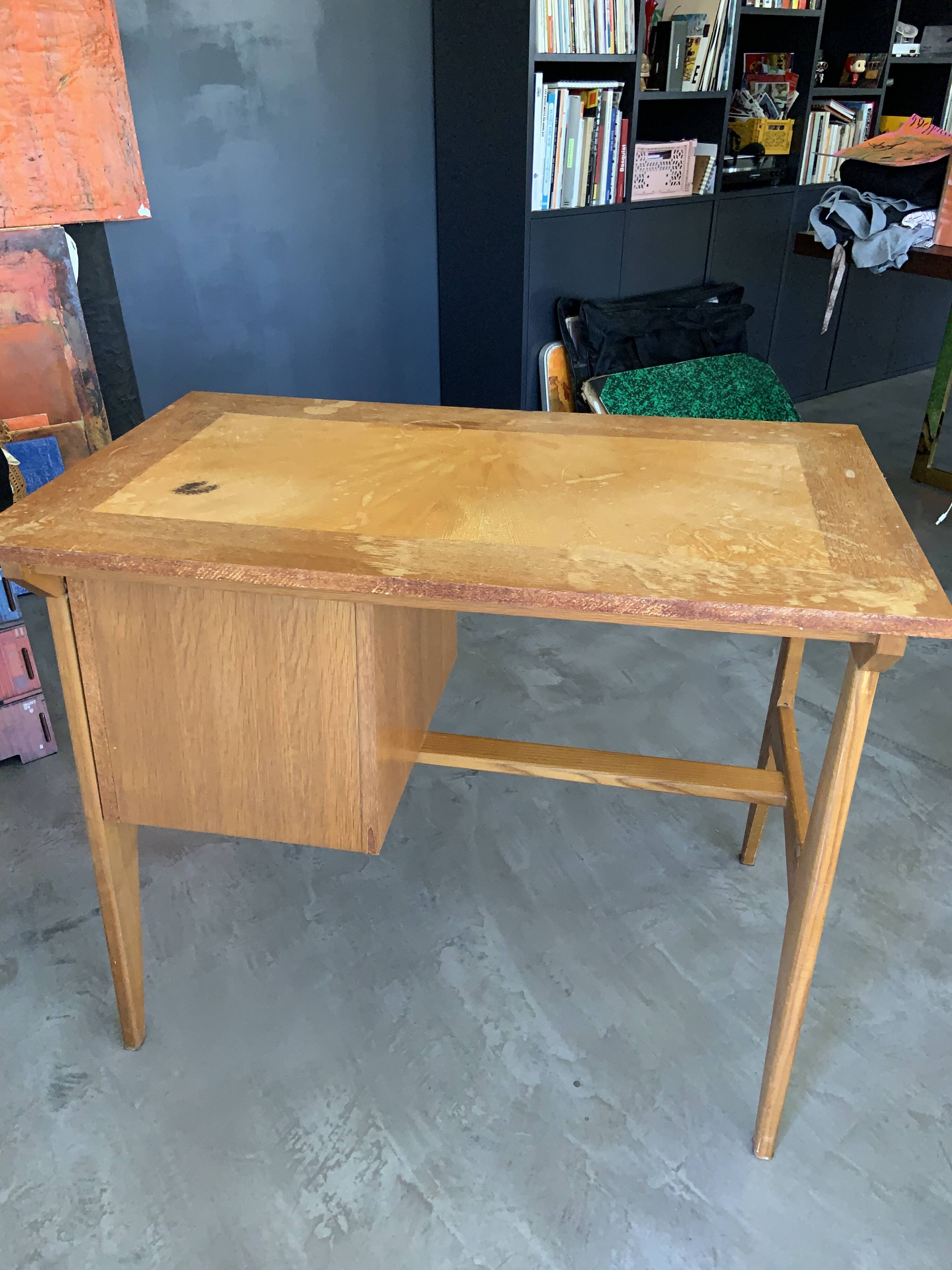 Scandinavian desk