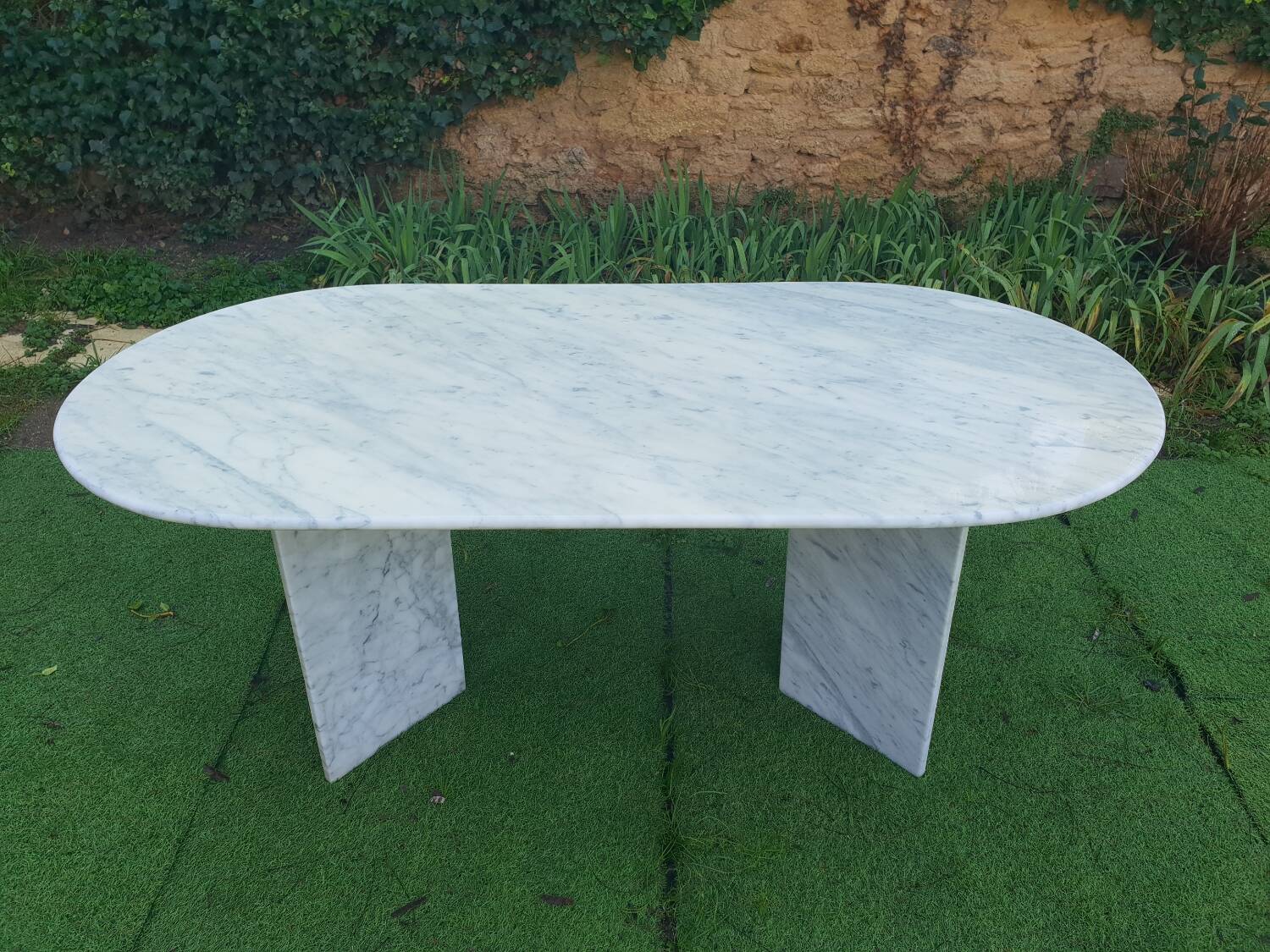 Marble dining table 1980