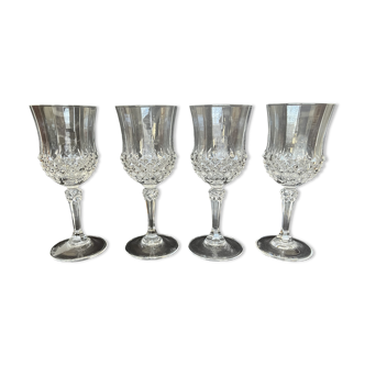 4 verres à vin en cristal