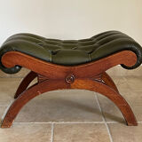 Classic English-style leather sofa with footrest